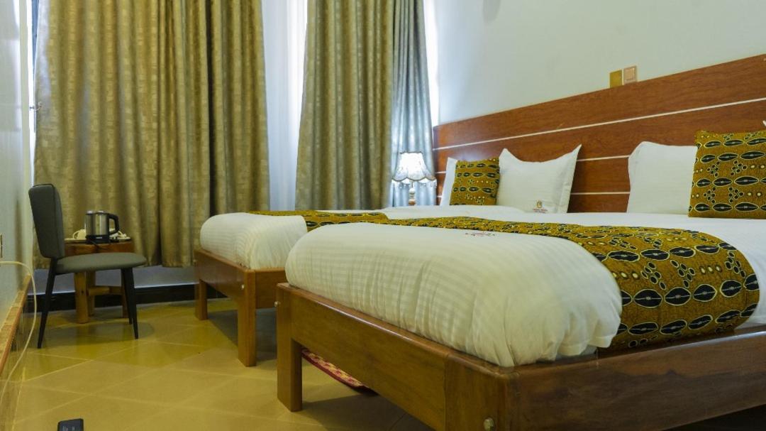 فندق Ambrosia Heights عنتيبي المظهر الخارجي الصورة